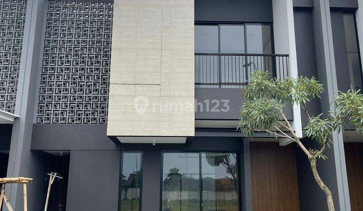 Rumah 2 Lantai Di Suvarna Sutera Siap Huni 1