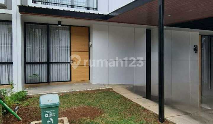 Rumah 2 Lantai Siap Huni di Perum Lippo Village Karawaci 2