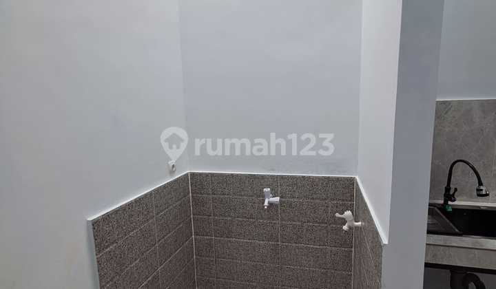 Dijual Rumah Cantik Modern Di Cipondoh Tangerang  2