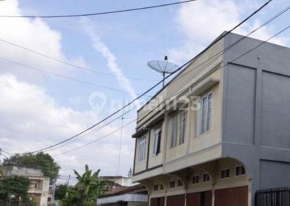 For Sale: Ready-to-Occupy Adjacent Shop Houses in Jambi 2