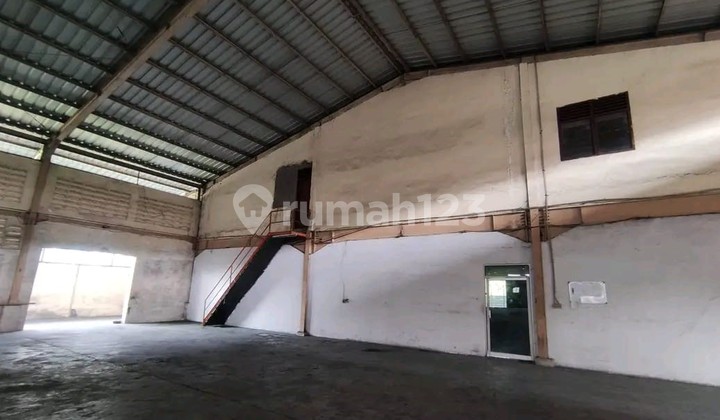Warehouse for Rent with Easy Access to Toll Road in Cikupa Tangerang
