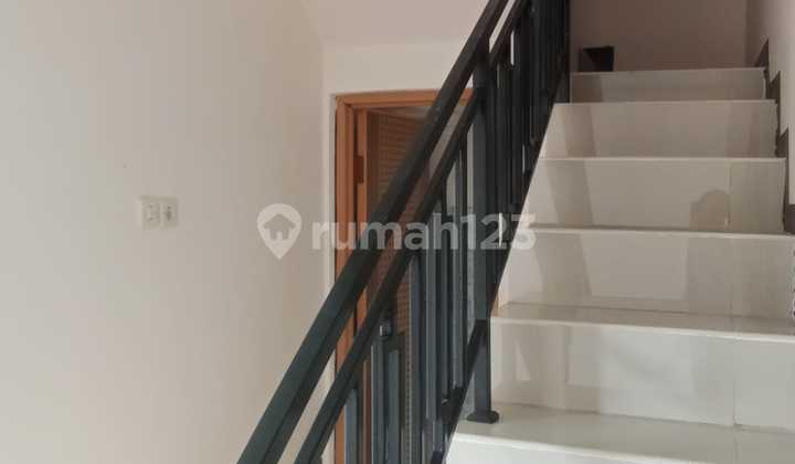 For Sale Beautiful 2-Story House in Sepatan Tangerang 2