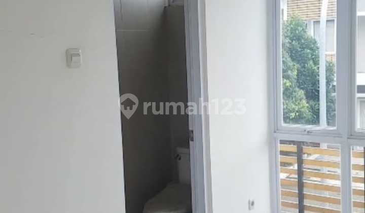 Dijual Rumah 2 Lantai Nyaman Lokasi Di Kawasan Citra  Raya Tangerang 2