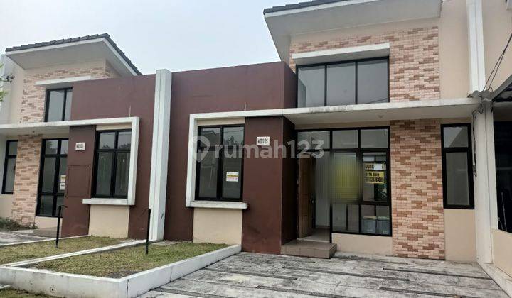 Rumah belum pernah dihuni, baru dari developer di Citra Raya 1