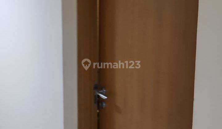 Apartemen cvictoria square
Type studio, cimone. Jual cepat 8
