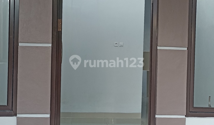 Ready-to-Occupy House in Citra Raya Mall Cluster, Strategic Location 2