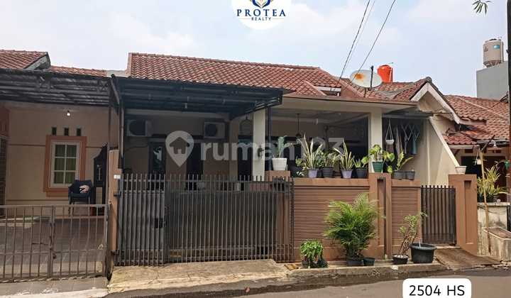 For Quick Sale: House Within a Cluster in Villa Dago, Tangsel