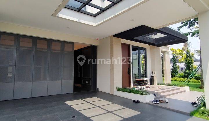 Rumah Sultan Semi Furnished Di Tresor Bsd 2