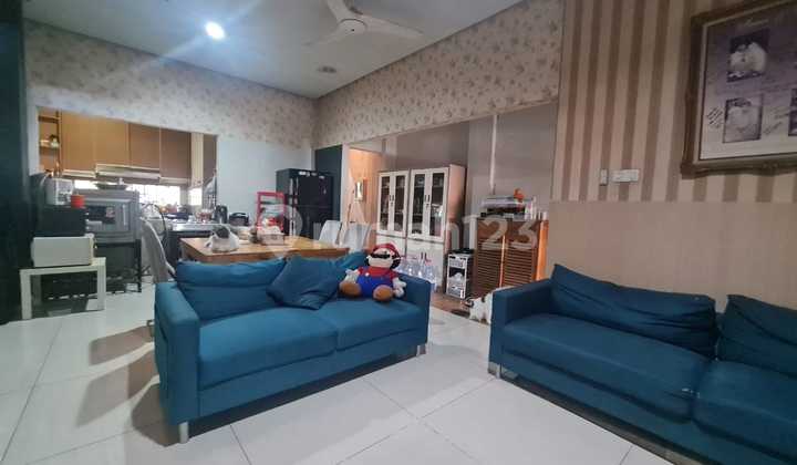 Dijual Rumah 3 Lantai Dalam Perumahan, Lokasi Strategis Dekat Stasiun Serpong Dan Pintu Tol BSD 2