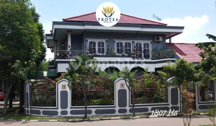 Dijual Rumah Hook Luas Depan Jalan Utama Kencana Loka BSD
