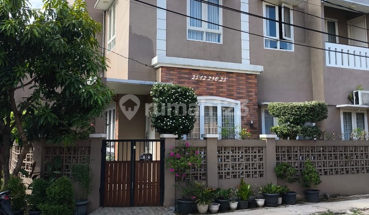 Rumah Siap Huni di Nusa Loka, Bsd City