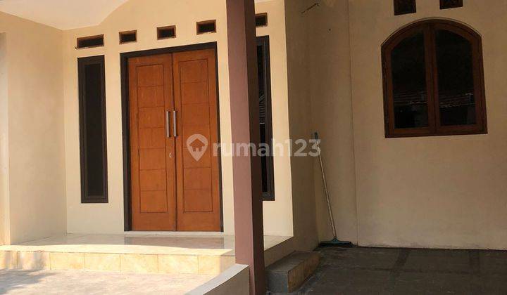 Rumah dalam cluster Maribaya du Vila Dago Psmulang 2