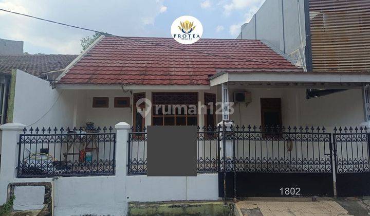 Rumah di dalam komplek di Vila Pamulang 1