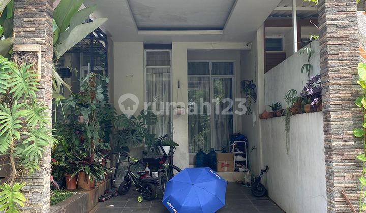 Rumah Dalam Cluster di Cendana Residence 2