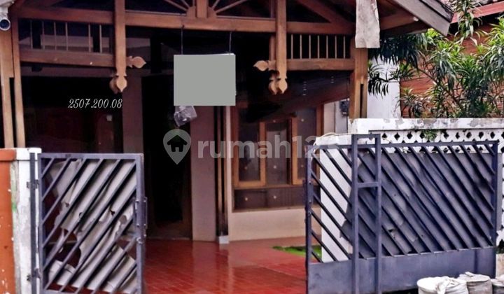 Rumah perlu renovasi di Permata Pamulang 1