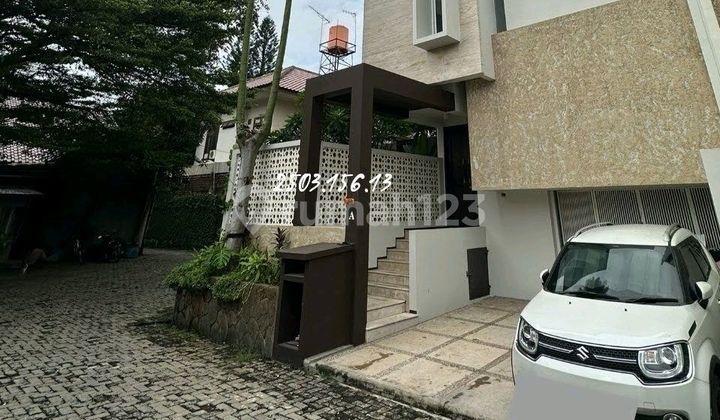 Rumah 2½ Lantai, Semi Furnished Dan  Siap Huni, Pondok Labu, Jakarta Se