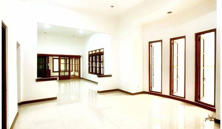 Rumah Menteng Daerah Elit Cocok Buat Office Jarang Ada  1