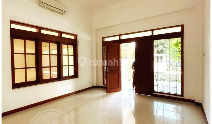 Rumah Menteng Daerah Elit Cocok Buat Office Jarang Ada  2