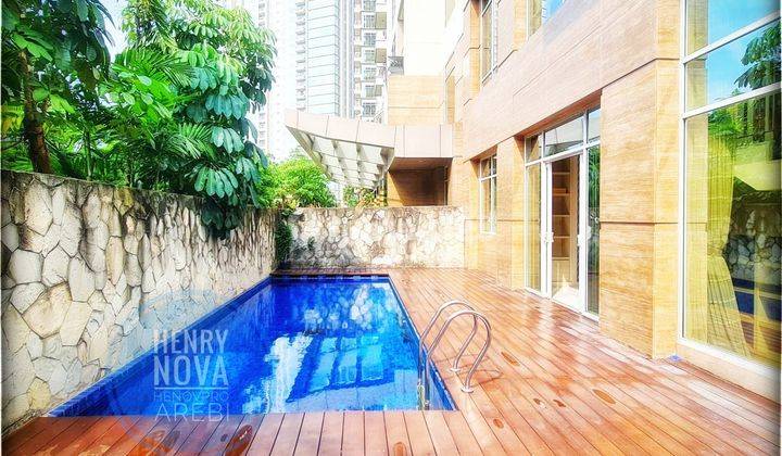 Botanica Apartment Town House Private Pool Dekat Binus University 1