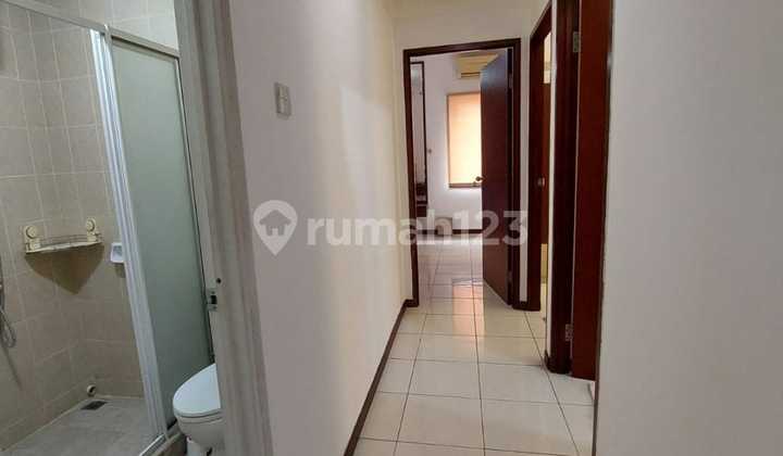 Dijual Cepat Unit 3 BR Furnish View Kolam Renang 2