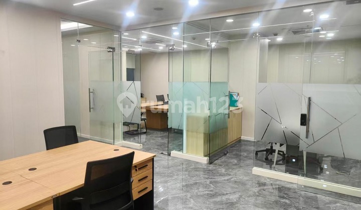 Ready-to-occupy building in Pluit, North Jakarta - Strategic Location