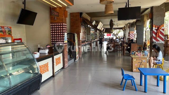 Food Court Teuku Umar 10