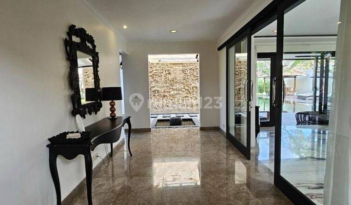 Villa Premium Batubelig Kerobokan Badung Bali 2