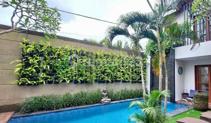 Villa seminyak badung  2