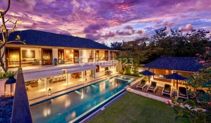 Villa Luxury Batubelig Seminyak Badung 1