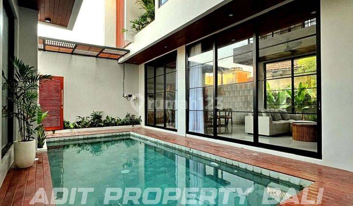 Brand New Villa Tropical Kuwum Kerobokan Badung 1