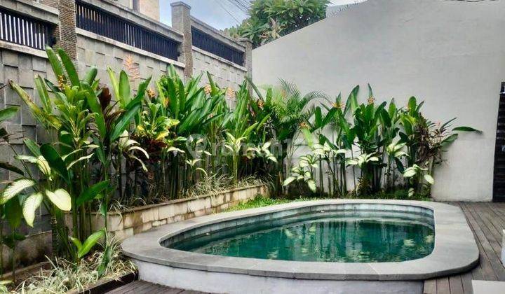 Villa Tegal Cupek Kerobokan Badung 1