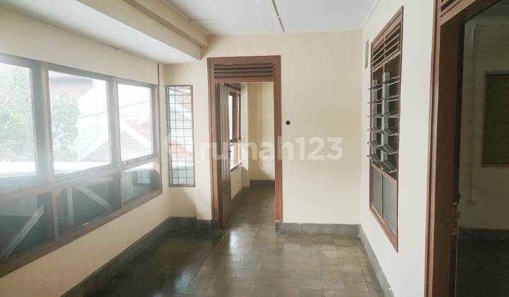 Dijual Dan Sewa Tempat Usaha Terawat Mainroad Setiabudi Bandung 3