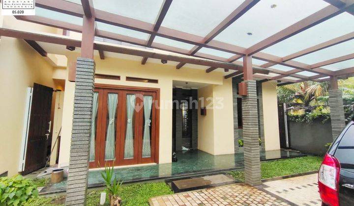 Waduhh Bagusnya Jempolan Rumah Modern Di Cisatu Ciumbuleuit Bandung 1