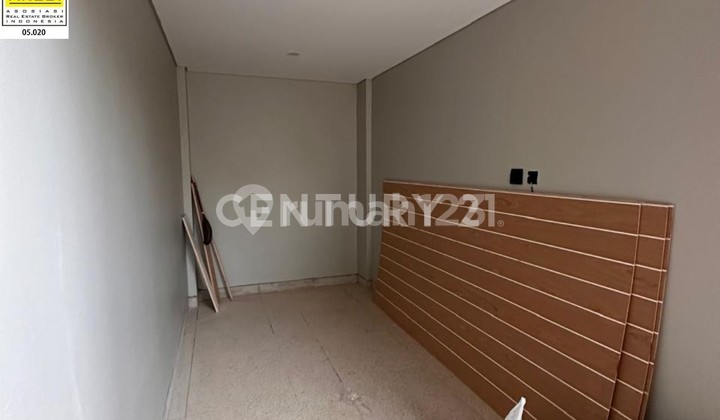 Rumah Modern Dlm Cluster Setiabudi Regency Bandung 2