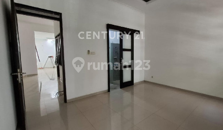 Rumah  Tinggal 1 Lantai Di Komplek Batununggal 2