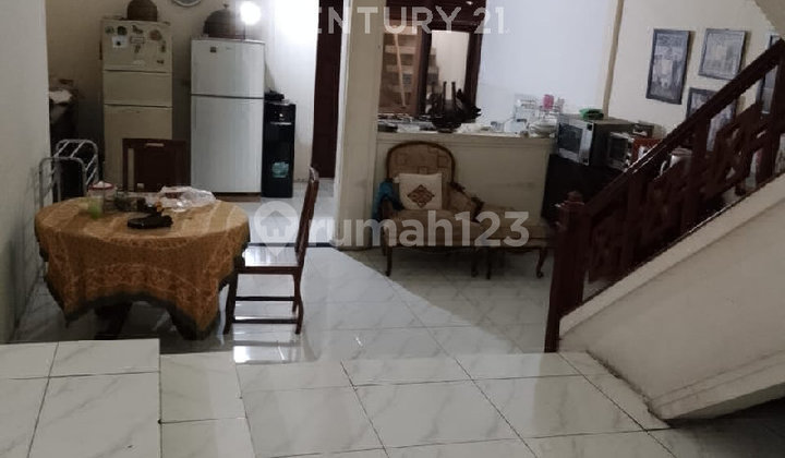 Miliki Hunian Posisi Hook Strategis di Lembah Permai Hanjuang