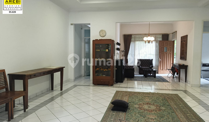 Murah Rumah Lokasi Bandung Utara 3 Lantai Ciumbuleuit Bandung