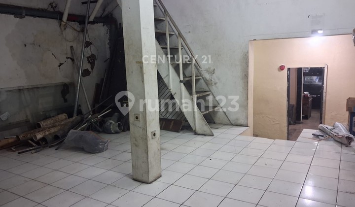 Rumah Usaha Daerah H Mesri Kota Bandung 2