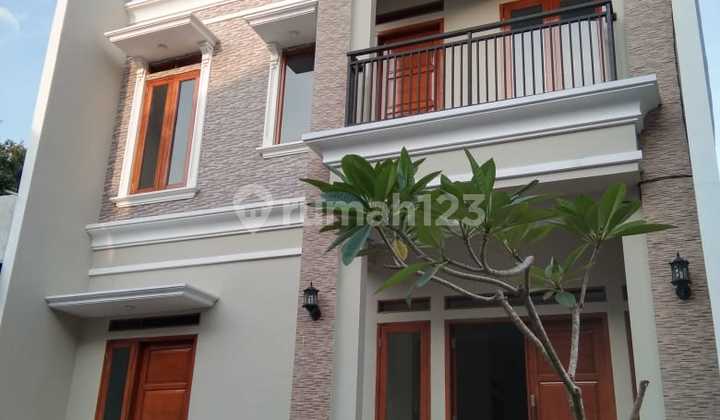 brand new house dalam cluster jagakarsa.