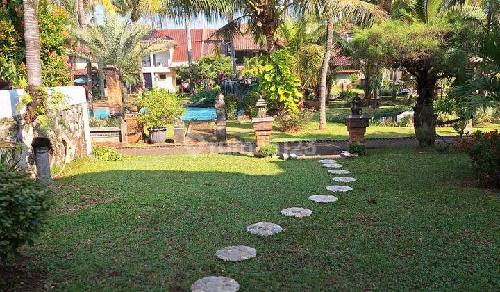 Rumah Cantik 2 Lantai A La Resort Bali di Graha Cinere 2