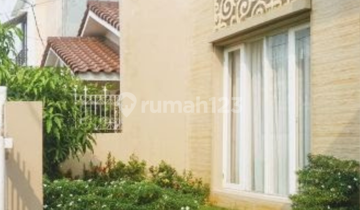 Rumah Nyaman Modern Minimalis Pondok Indah Jakarta Selatan. Rumah Nyaman Modern Minimalis Pondok Indah Jakarta Selatan.