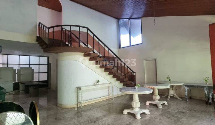 Rumah untuk usaha Senayan Area 2
