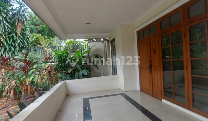 Turun Harga! Rumah hitung Tanah area ekslusif Pondok indah
