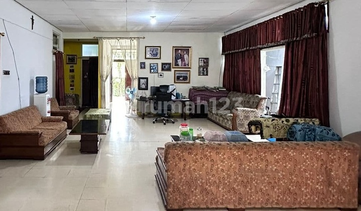 Rumah hitung tanah hampir njop pondok indah