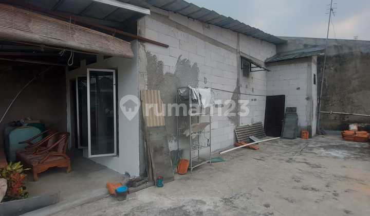 Rumah dalam perumahan jaka Kencana bekasi 2