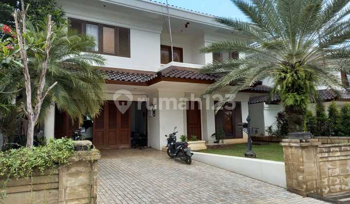 Rumah dalam townhouse pejaten barat hunian expat jaksel