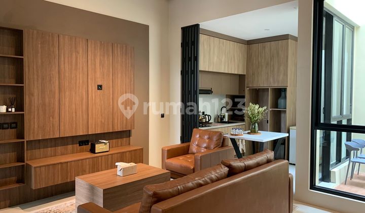 Brand New House Kemang Barat, Fully Furnished, Dalam Perumahan Ekslusif