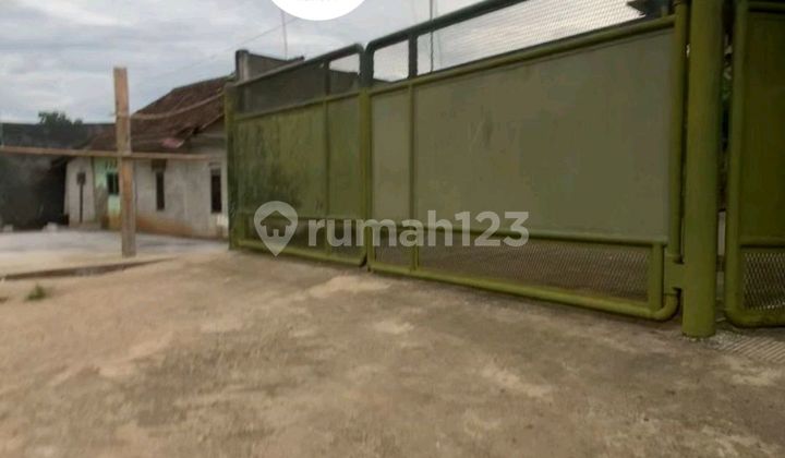 For Sale: Land with Warehouse, Employee Mess, 40-Foot Container Access on Legok Main Road, Tangerang, Banten