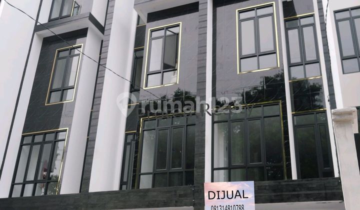 Dijual 2 Unit Lagi Ruko Gandeng 4 Lantai+rooftop Di Rawamangun Jakarta Timur Dijual 2 Unit Lagi Ruko Gandeng 4 Lantai+rooftop Di Rawamangun Jakarta Timur
