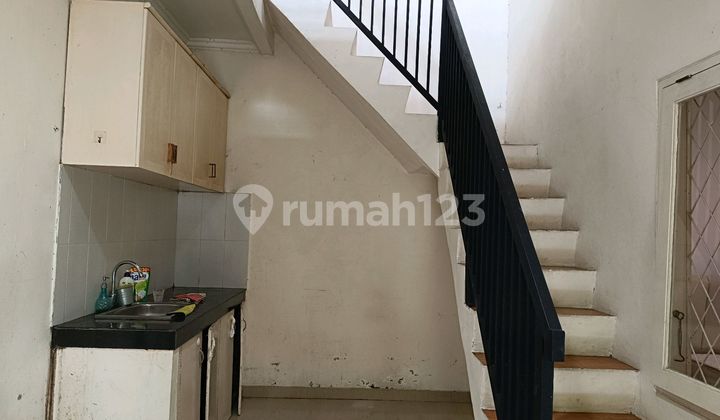 For Sale, Need Quick, Ready to Occupy, Repainted at Nusaloka BSD. 2